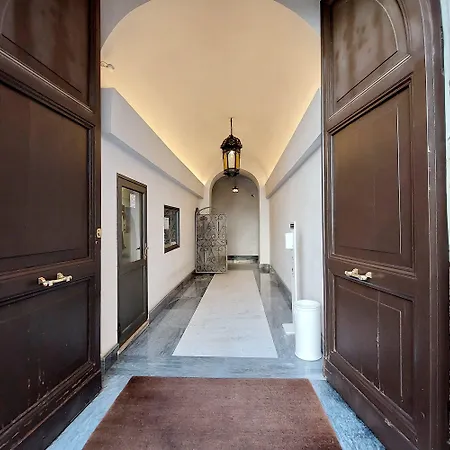 Youroom - Coppelle Konukevi Roma